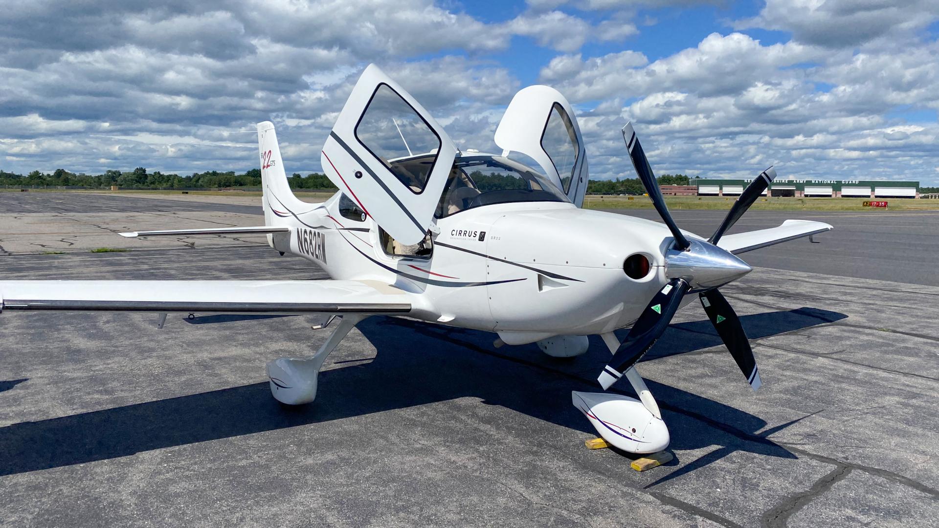 2007 Cirrus SR22 G3 GTS | Steel Aviation