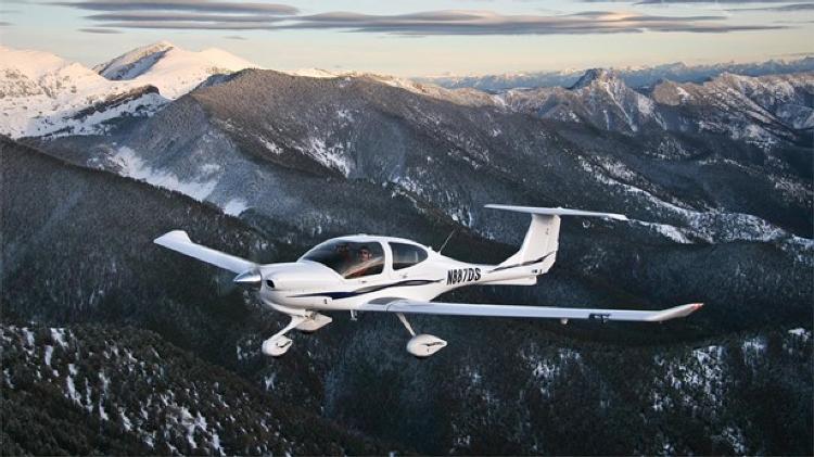 2025 Beechcraft DA40 XLT